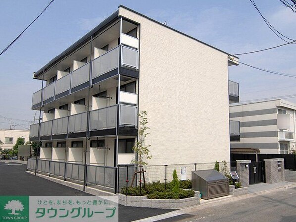 レオパレスプリシードの物件外観写真